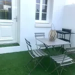 Maisonnette à 30 Mètres De La *
